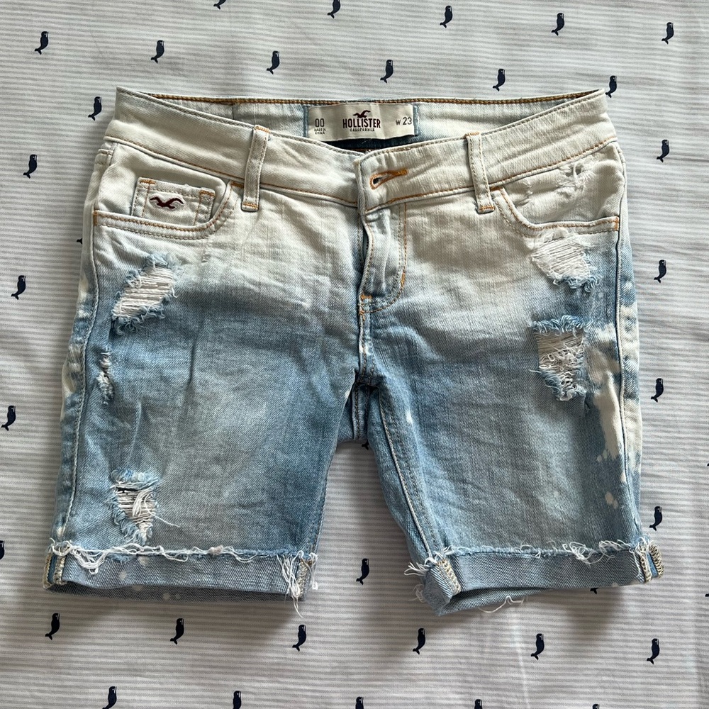 Hollister Jean shorts size 23 light washed blue